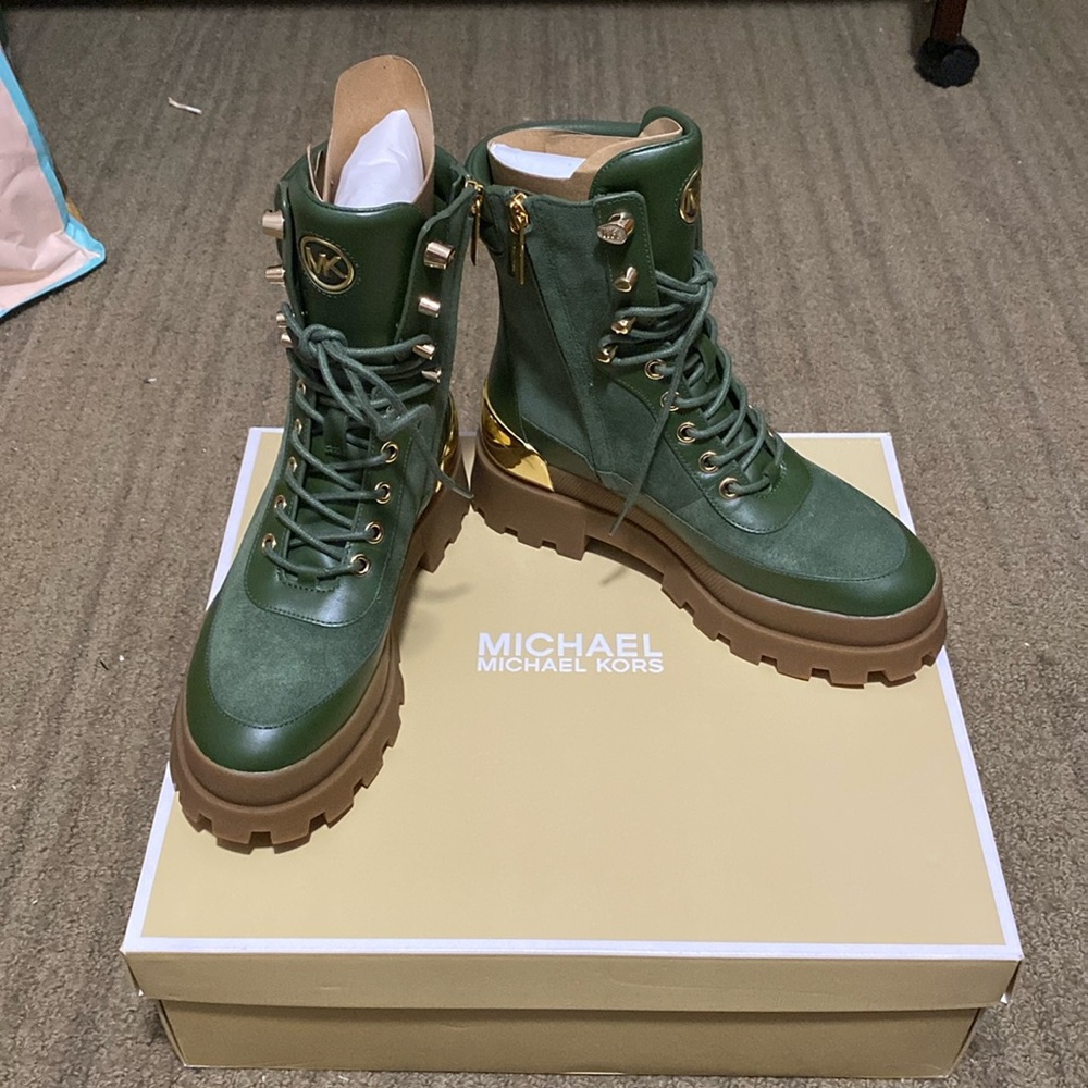 Michael Kors Rowan Lace-up Bootie - sz 5 - Suede - Amazon Green - NEW